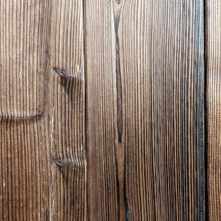 Revestimiento rústico de madera carbonizada - Imagen 2